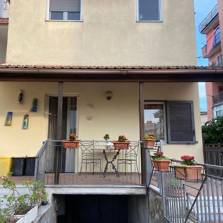 Appartamento In Villa Alle Falde Del Vesuvio Neapel Exterior foto